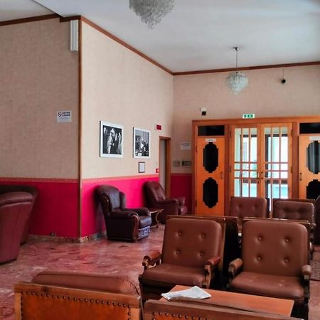 Hotel Continental フィウッジ エクステリア 写真