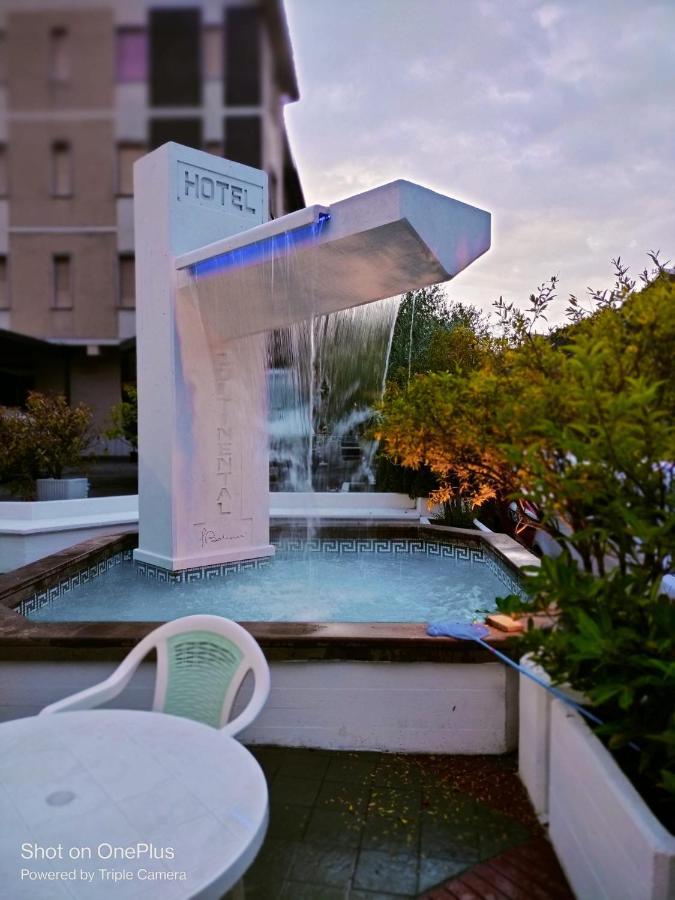 Hotel Continental フィウッジ エクステリア 写真
